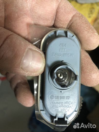 Боковой повторитель поворотов vw multivan