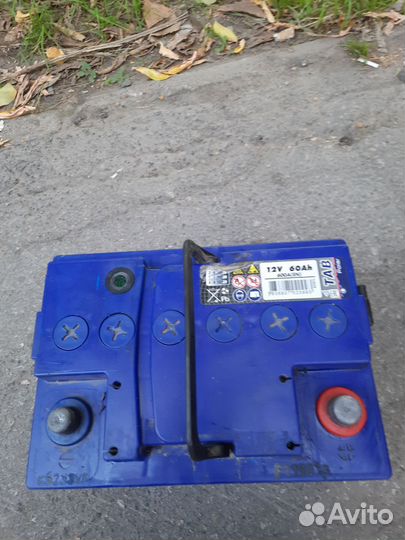 Аккумулятор 60 а/ч обратная,и прямая полярность