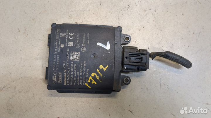 Датчик слепых зон Ford Escape 2015, 2019