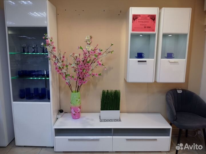 Стенка в гостиную