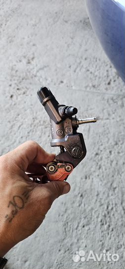 Машинка переднего тормоза брембо