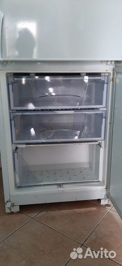 Холодильник на запчасти