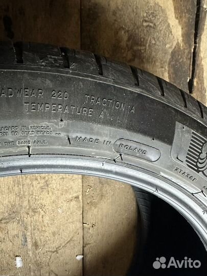 Michelin Pilot Sport 4 SUV 255/45 R19 100V