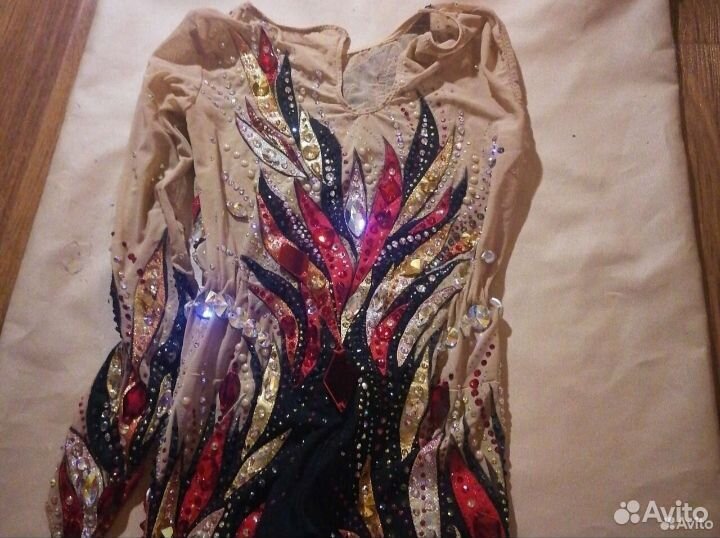 Комбинезон для художественной гимнастики