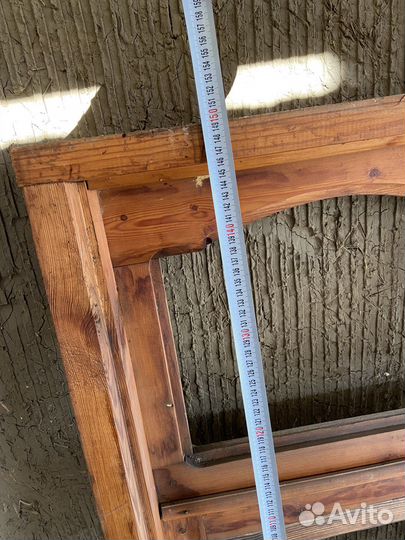 Окно из дерева