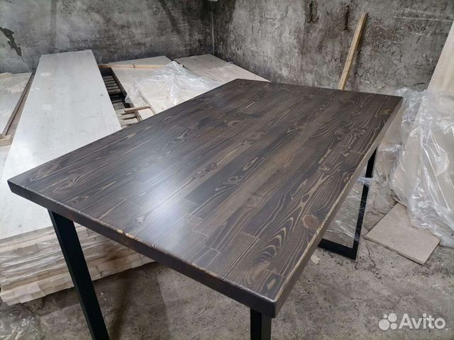 Стол в стиле лофт