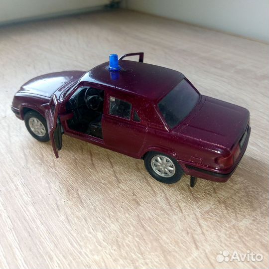 Модель автомобиля газ Волга 31105