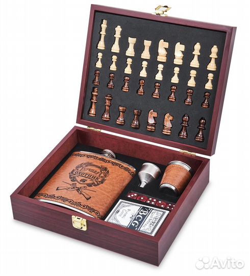 Подарочный набор фляжка 500 мл с шахматами 