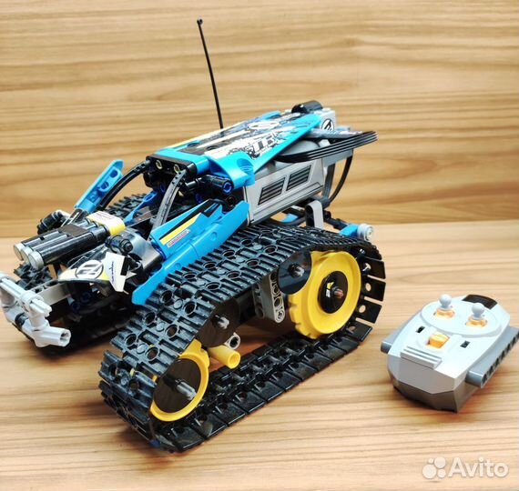 Lego technic 42095 Скоростной вездеход ду 2 in1