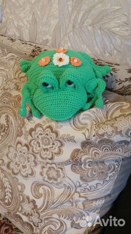Декоративная подушка лягушка, ручная работа
