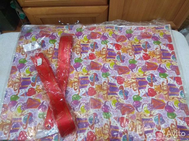 Упаковочная декоративная бумага для подарков