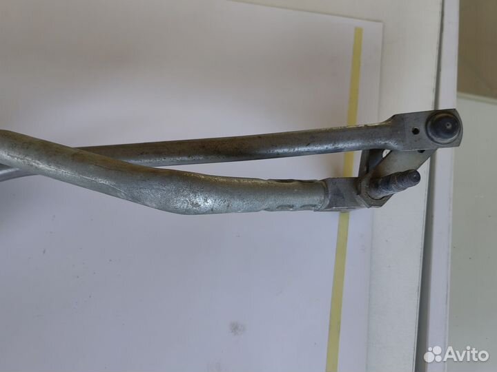 Моторчик трапеции дворников (стеклоочистителя)