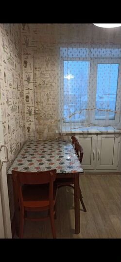 2-к. квартира, 44 м², 2/4 эт.