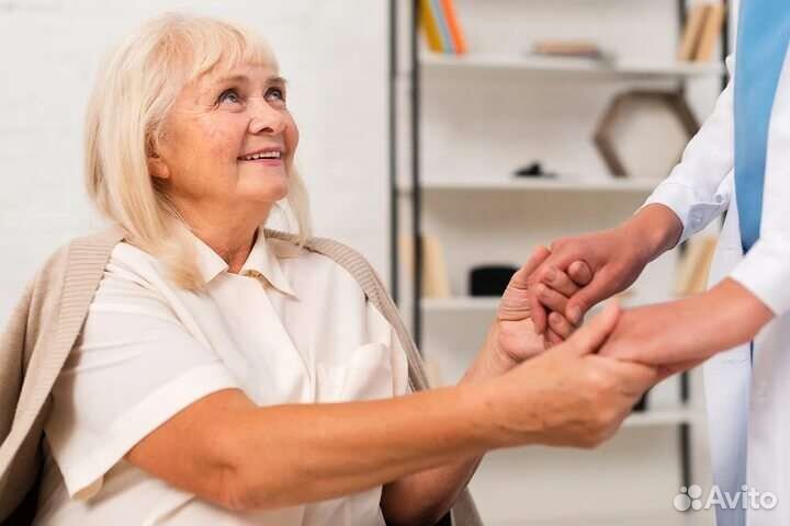 Сиделка для пожилого человека