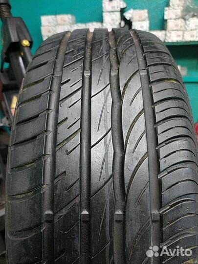 Barum Bravuris 2 215/50 R17