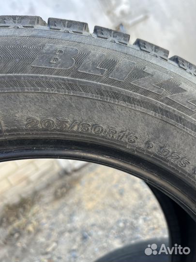 Bridgestone Blizzak Revo GZ 205/60 R16