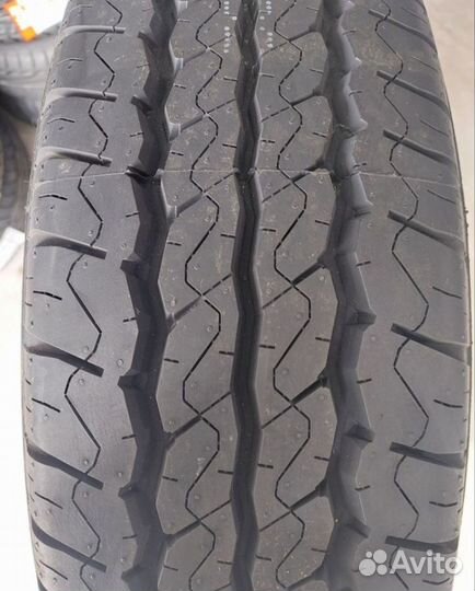 Maxxis Vansmart MCV3+ 215/75 R16C