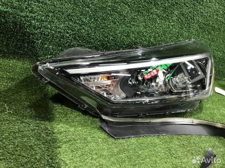 Б/У Б/У Фара левая Hyundai Tucson 3 (2018-2021)