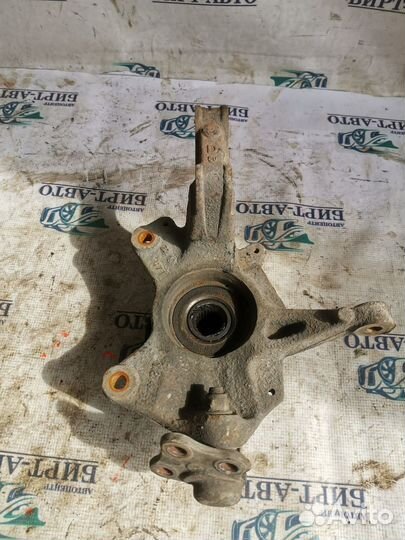 Кулак поворотный передний правый Renault Megane II