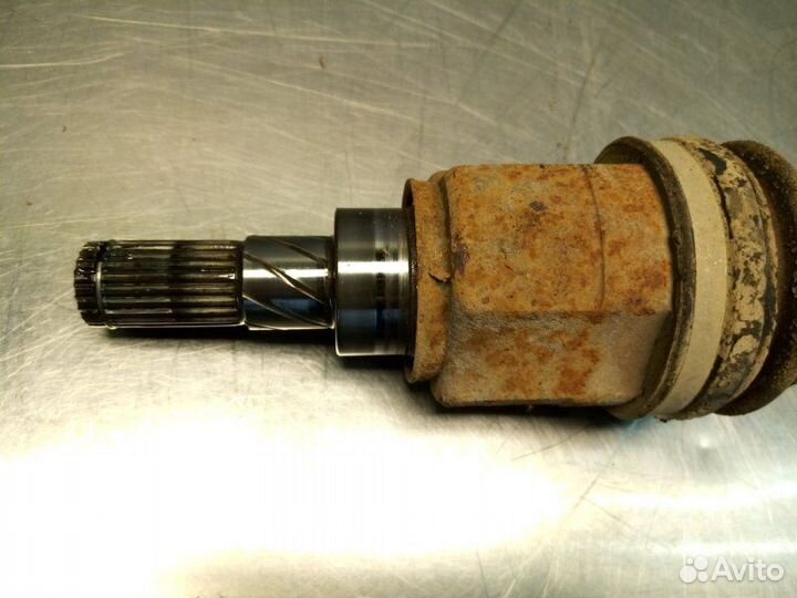 Привод задний правый Nissan Qashqai+2 JJ10E MR20DE