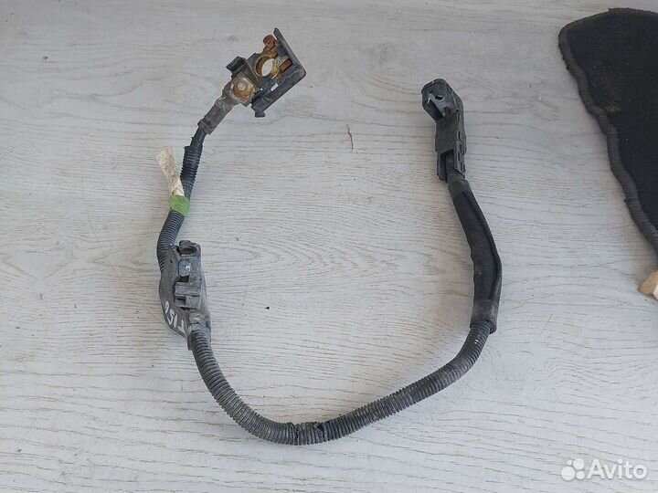 Toyota Rav4 XA50 Клема