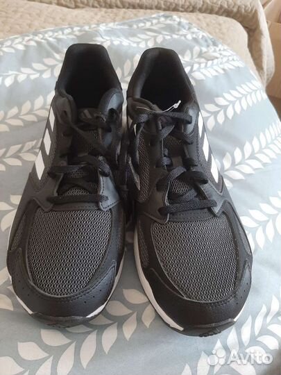 Кроссовки adidas оригинал