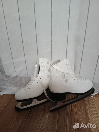 Коньки фигурные