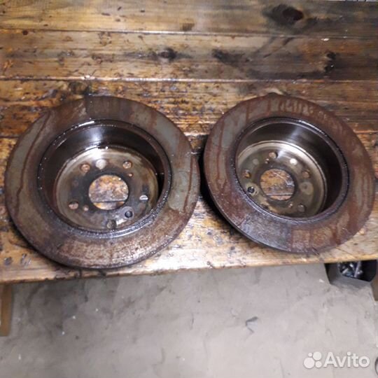 Тормозные диски задние Toyota Camry