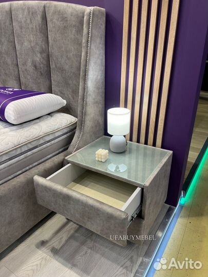 Тумба прикроватная мягкая со стеклом, тумбочка