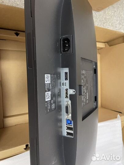 Монитор dell p2217