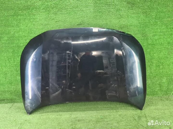 Капот Toyota RAV4