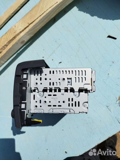 Магнитола на RAV4