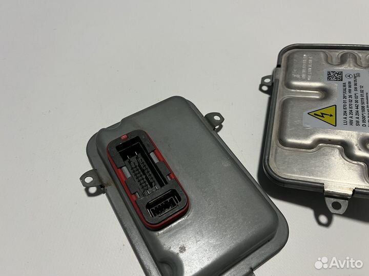 Модуль управления фары Mercedes W204 Mercedes W221