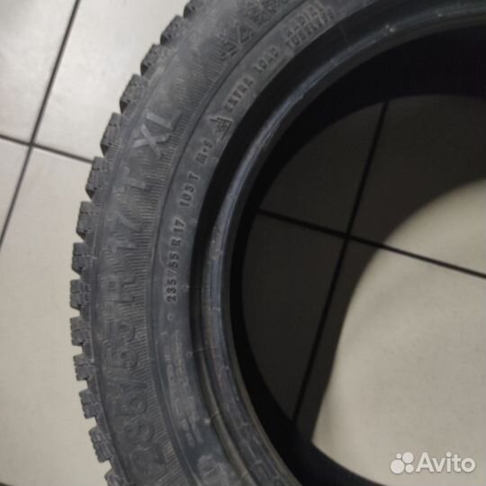 Gislaved Nord Frost 200 235/55 R17 103T