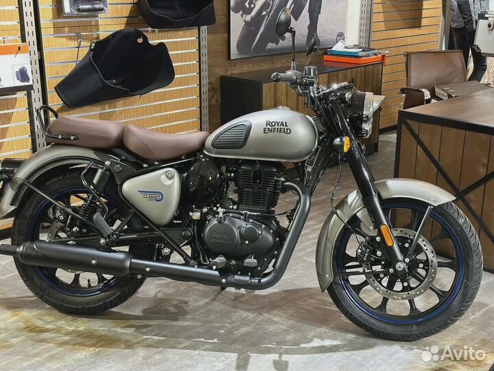 Royal Enfield Classic 350, 2024