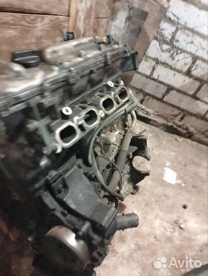 Двигатель toyota corolla 1.6 1zr