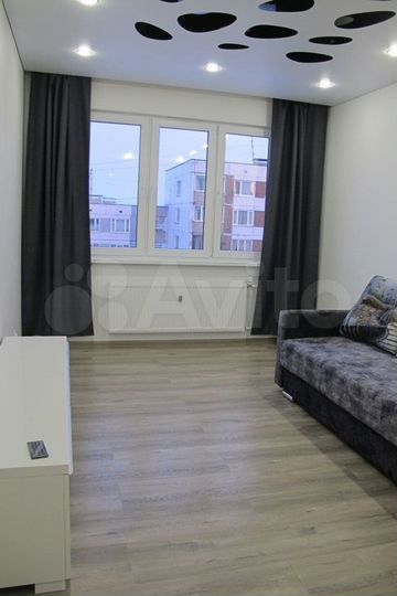 2-к. квартира, 58 м², 4/7 эт.