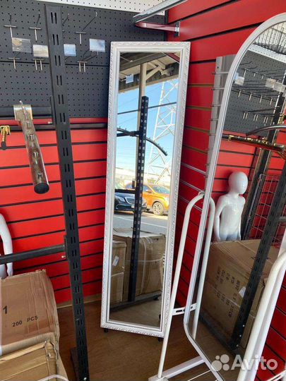 Зеркало напольное