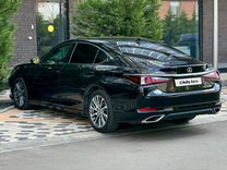 Lexus ES 3.5 AT, 2019, 57 352 км, с пробегом, цена 3 900 000 руб.