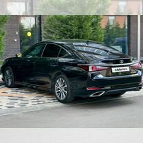 Lexus ES 3.5 AT, 2019, 57 352 км, с пробегом, цена 3 900 000 руб.