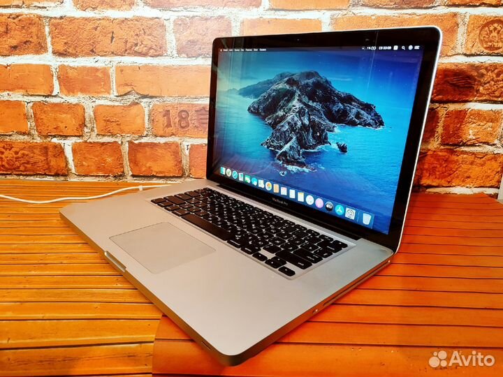 Macbook Pro A1286 - intel \ 6 Озу \ GeForce \ SSD