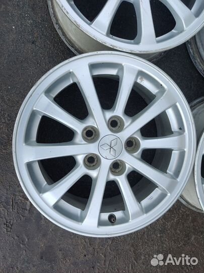 Mitsubishi R16 5x114.3 Et46