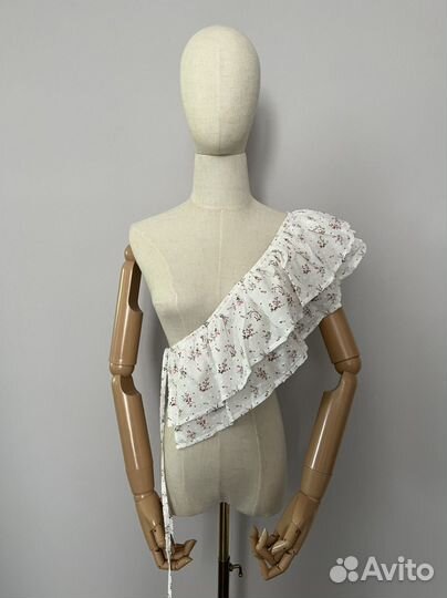 Волан воротничок с воланом