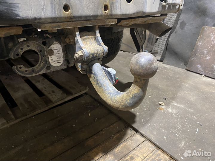 Фаркоп Toyota Land Cruiser Prado 150