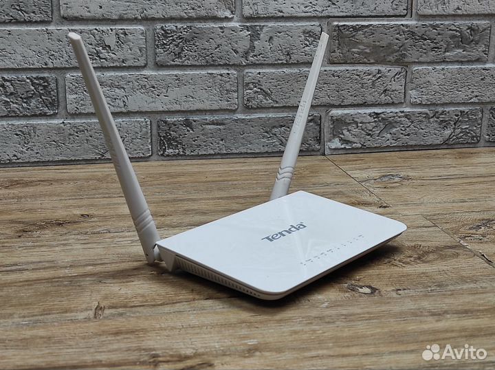 Wi-fi маршрутизатор Tenda F300