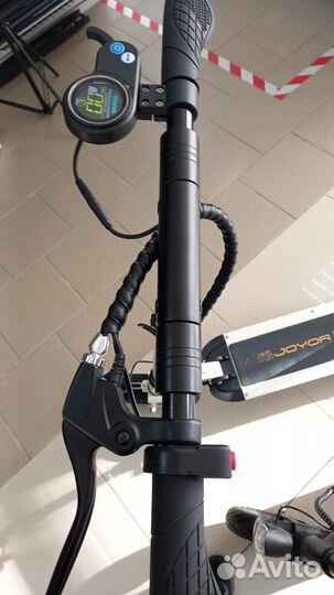 Электросамокат с сиденьем