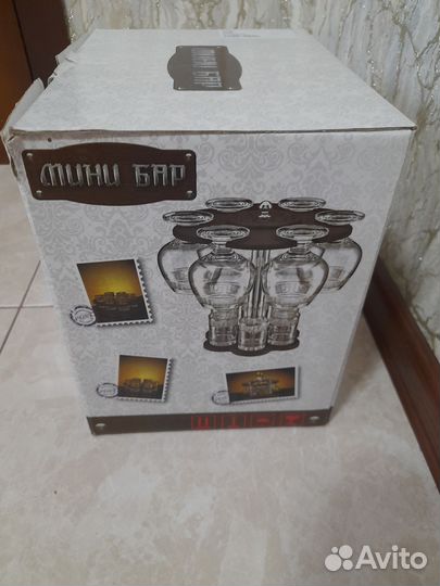 Набор бокалов и рюмок