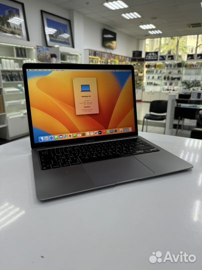 Macbook air 13 m1 8 256gb