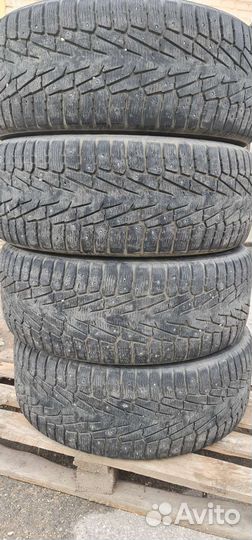 Nokian Tyres Hakkapeliitta 7 285/60 R18