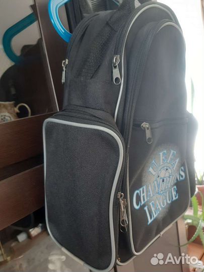 Школьный рюкзак